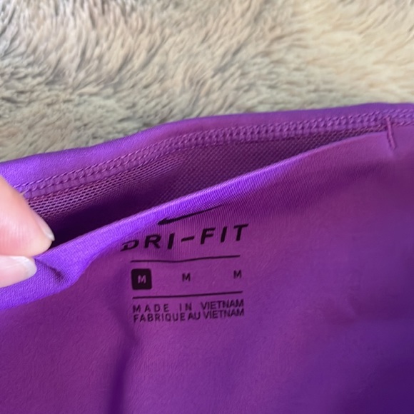 Nike One Luxe Mid-Rise 7/8 Leggings - Picture 7 of 9